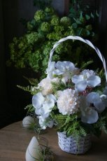 画像1: ダリアと蘭の花籠 (1)