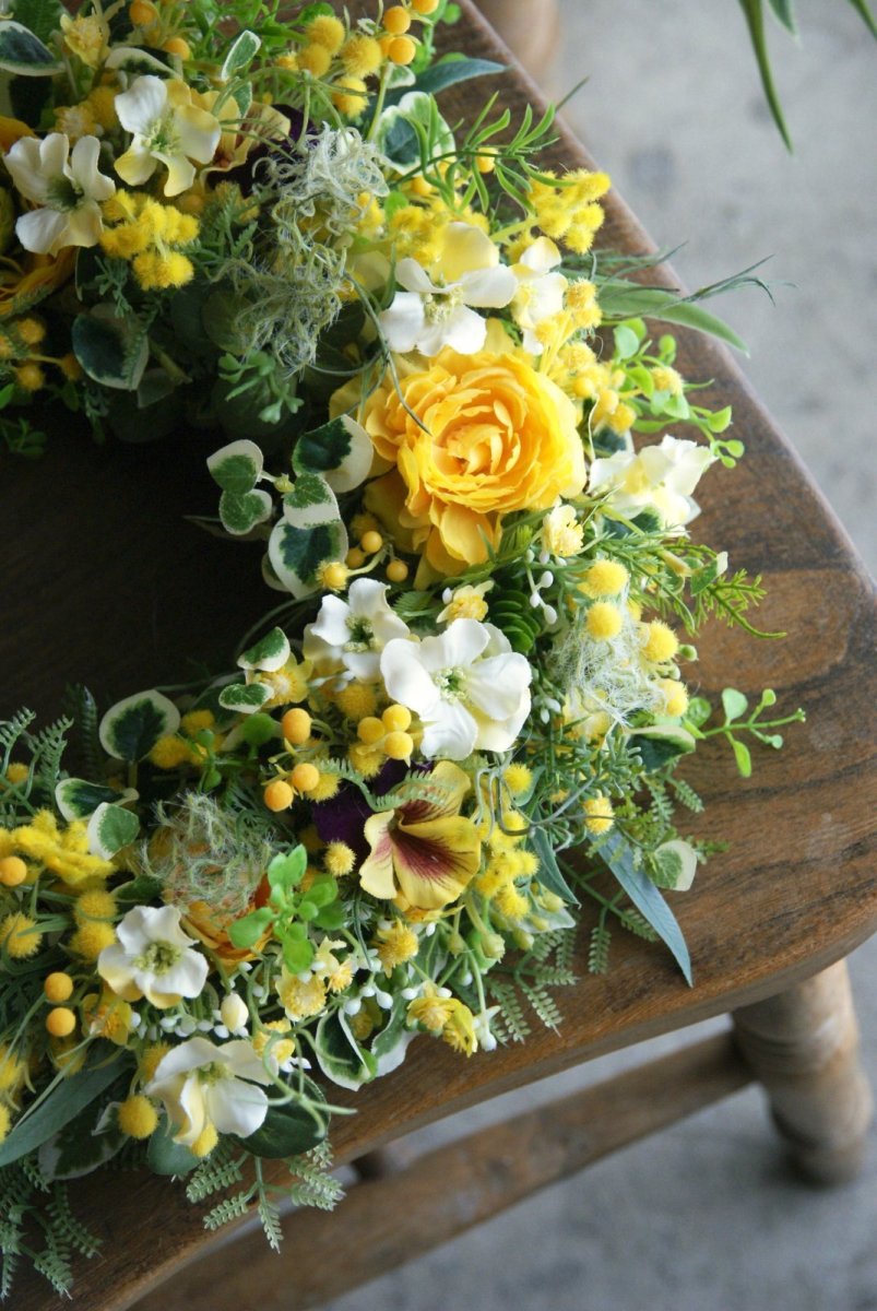 画像2: ラナンキュラスとミモザのリース (2)