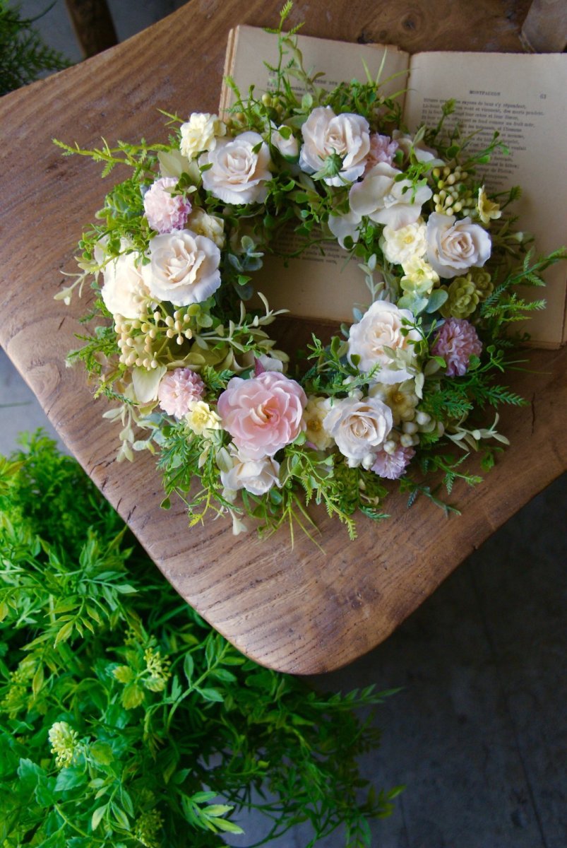 画像1: クリームピンクのリース (1)